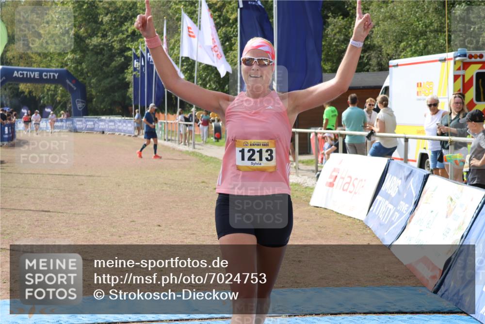 08.09.2024 - Airport Race Strokosch-Dieckow http://msf.ph/oto/7024753 08.09.2024 12:47:19 Ziel 169, 323, 741, 1213, 3104 meine-sportfotos.de