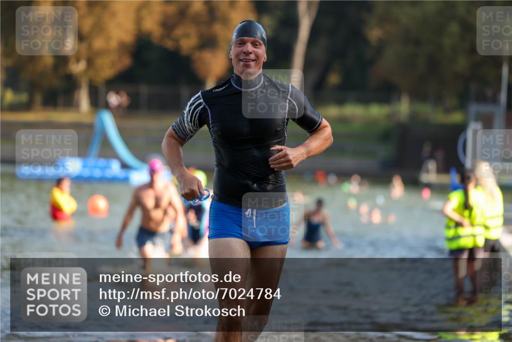 08.09.2024 - Stadtparktriathlon Michael Strokosch http://msf.ph/oto/7024784 08.09.2024 09:49:16 Schwimmen 182, 194, 198, 214, 222, 245 meine-sportfotos.de