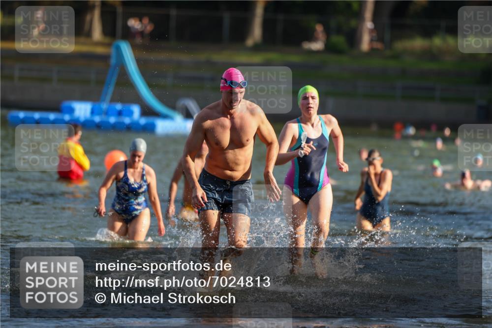 08.09.2024 - Stadtparktriathlon Michael Strokosch http://msf.ph/oto/7024813 08.09.2024 09:49:19 Schwimmen 182, 198, 214, 222, 245 meine-sportfotos.de