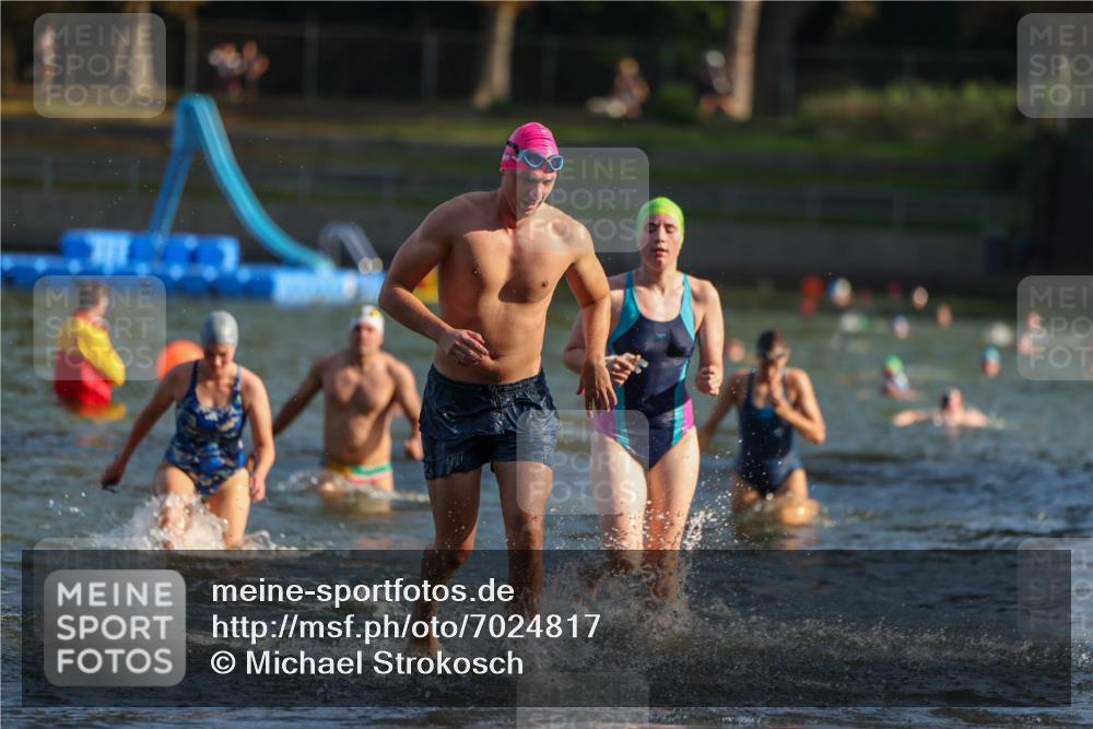 08.09.2024 - Stadtparktriathlon Michael Strokosch http://msf.ph/oto/7024817 08.09.2024 09:49:19 Schwimmen 182, 198, 214, 222, 245 meine-sportfotos.de