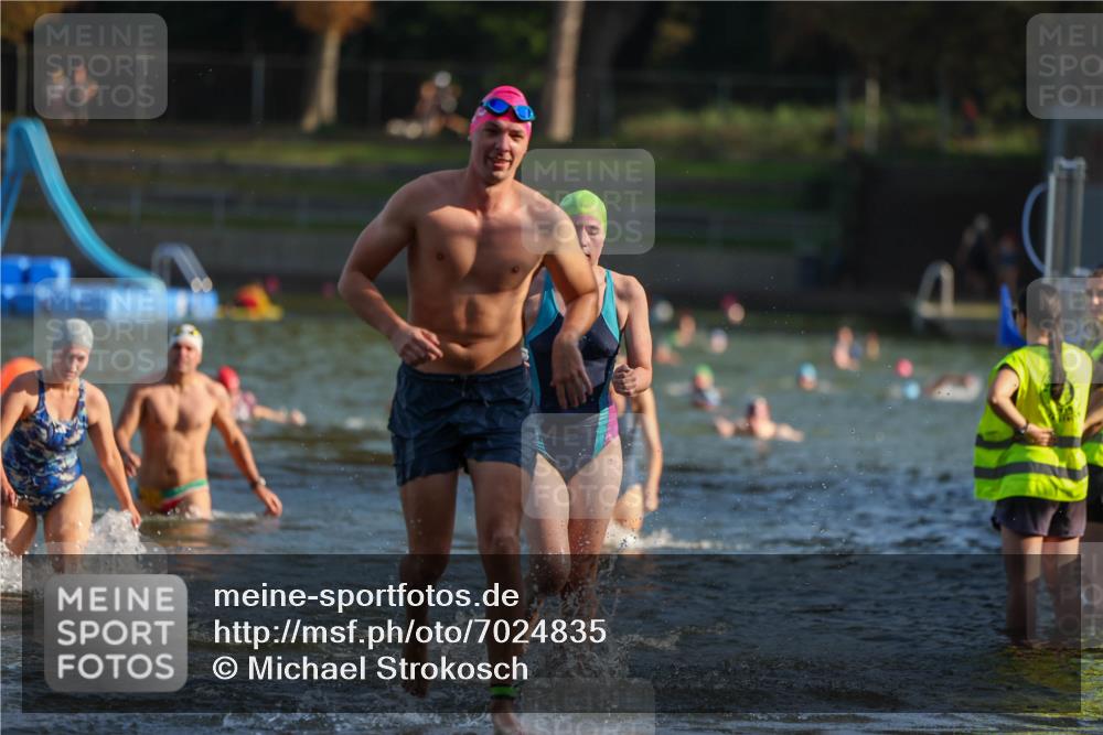 08.09.2024 - Stadtparktriathlon Michael Strokosch http://msf.ph/oto/7024835 08.09.2024 09:49:20 Schwimmen 182, 198, 214, 222, 245 meine-sportfotos.de