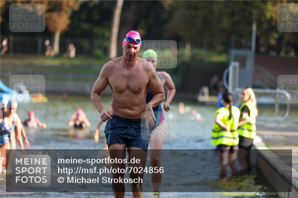 08.09.2024 - Stadtparktriathlon Michael Strokosch http://msf.ph/oto/7024856 08.09.2024 09:49:21 Schwimmen 182, 198, 214, 222, 245 meine-sportfotos.de
