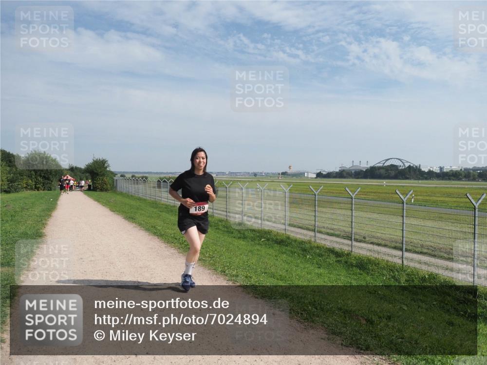 08.09.2024 - Airport Race Miley Keyser http://msf.ph/oto/7024894 08.09.2024 12:52:25 Laufen OLYMPUS, DIGITAL, CAMERA meine-sportfotos.de