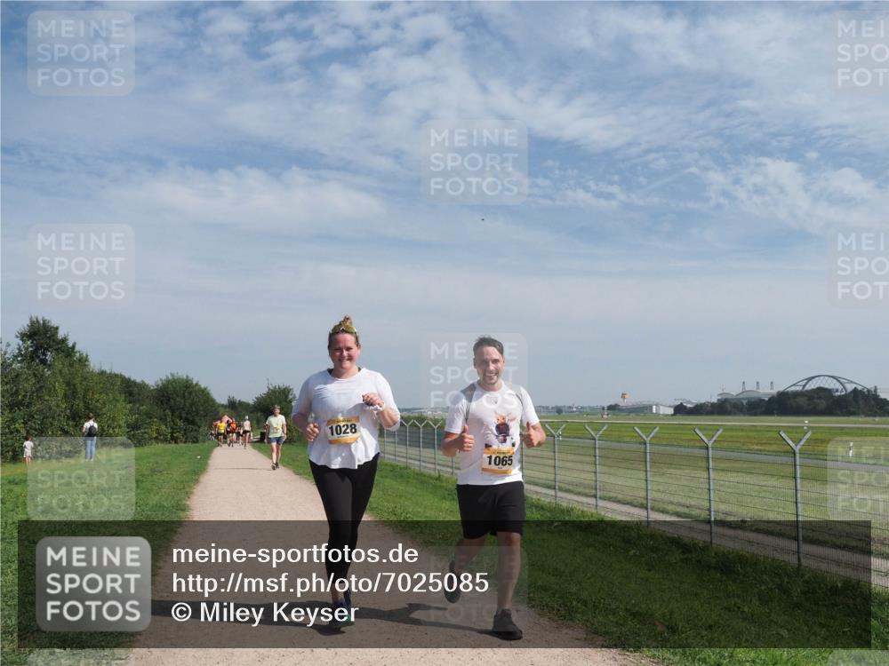 08.09.2024 - Airport Race Miley Keyser http://msf.ph/oto/7025085 08.09.2024 12:53:02 Laufen OLYMPUS, DIGITAL, CAMERA meine-sportfotos.de