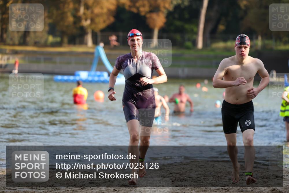 08.09.2024 - Stadtparktriathlon Michael Strokosch http://msf.ph/oto/7025126 08.09.2024 09:49:45 Schwimmen 186, 238, 244 meine-sportfotos.de