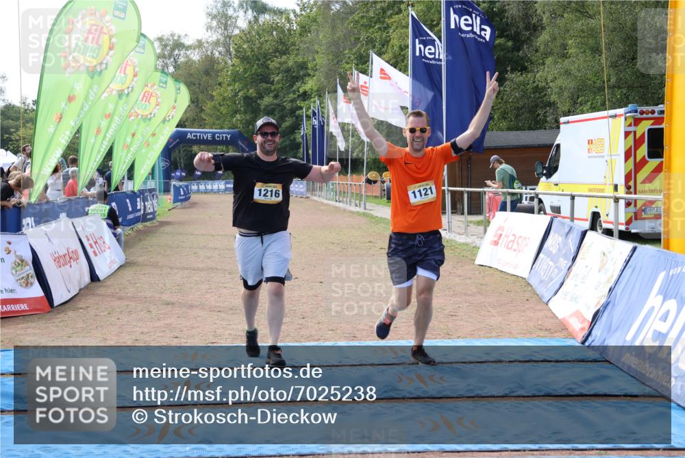 08.09.2024 - Airport Race Strokosch-Dieckow http://msf.ph/oto/7025238 08.09.2024 13:08:48 Ziel 13, 1121, 1216 meine-sportfotos.de