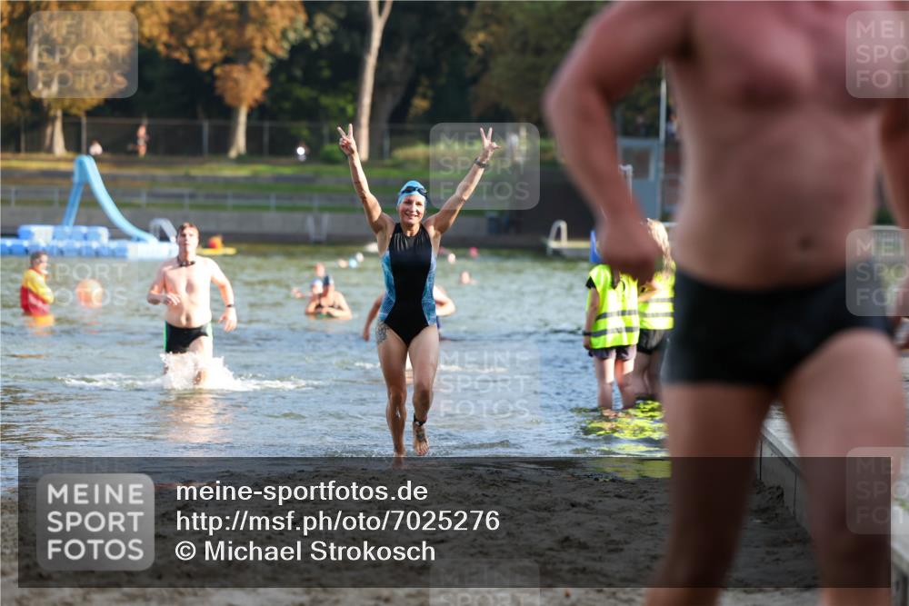 08.09.2024 - Stadtparktriathlon Michael Strokosch http://msf.ph/oto/7025276 08.09.2024 09:50:02 Schwimmen 192, 195, 206, 237 meine-sportfotos.de