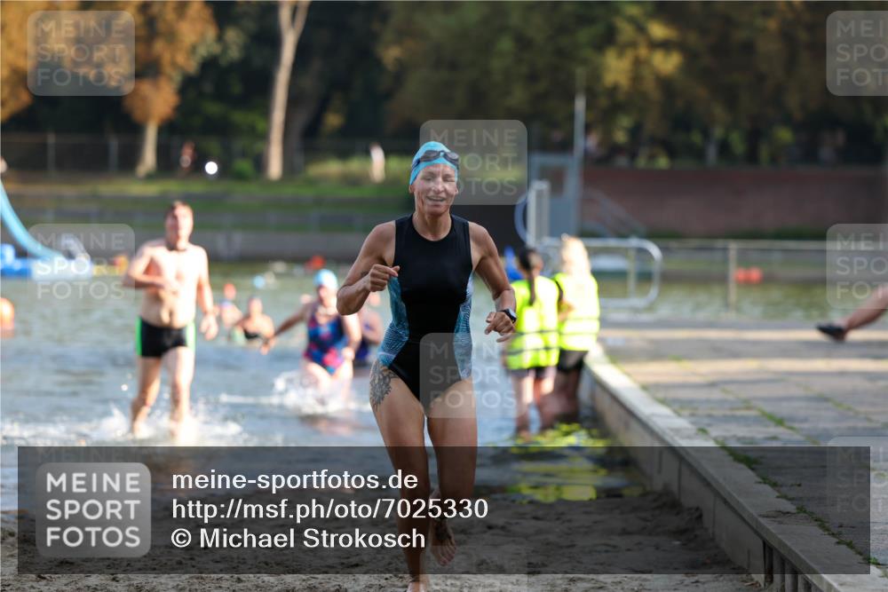 08.09.2024 - Stadtparktriathlon Michael Strokosch http://msf.ph/oto/7025330 08.09.2024 09:50:04 Schwimmen 192, 206, 228, 237 meine-sportfotos.de