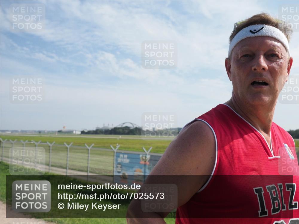 08.09.2024 - Airport Race Miley Keyser http://msf.ph/oto/7025573 08.09.2024 12:54:07 Laufen OLYMPUS, DIGITAL, CAMERA meine-sportfotos.de