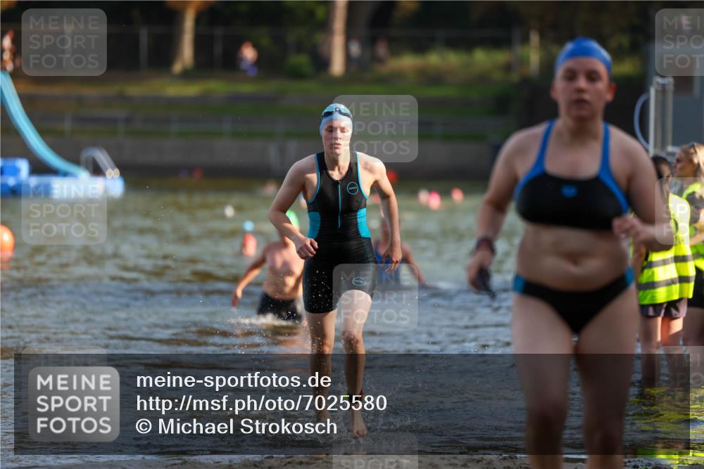 08.09.2024 - Stadtparktriathlon Michael Strokosch http://msf.ph/oto/7025580 08.09.2024 09:50:38 Schwimmen 191, 231, 248 meine-sportfotos.de