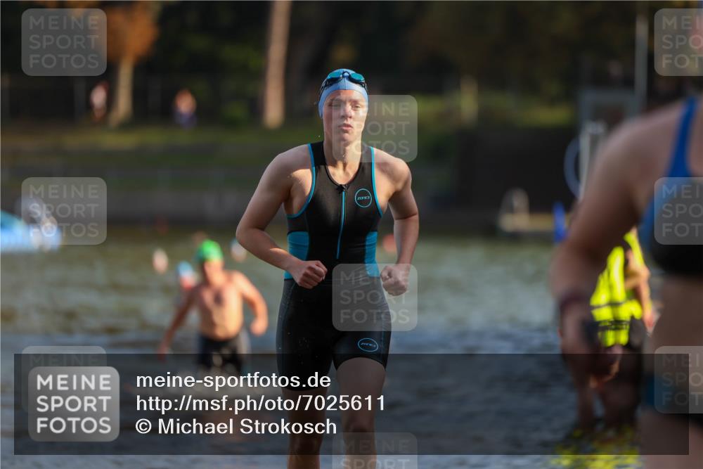 08.09.2024 - Stadtparktriathlon Michael Strokosch http://msf.ph/oto/7025611 08.09.2024 09:50:40 Schwimmen 191, 231, 242, 248 meine-sportfotos.de