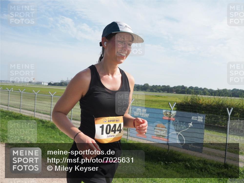 08.09.2024 - Airport Race Miley Keyser http://msf.ph/oto/7025631 08.09.2024 12:54:40 Laufen OLYMPUS, DIGITAL, CAMERA meine-sportfotos.de