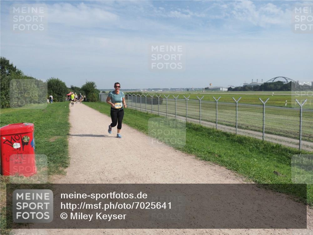08.09.2024 - Airport Race Miley Keyser http://msf.ph/oto/7025641 08.09.2024 12:54:54 Laufen OLYMPUS, DIGITAL, CAMERA meine-sportfotos.de