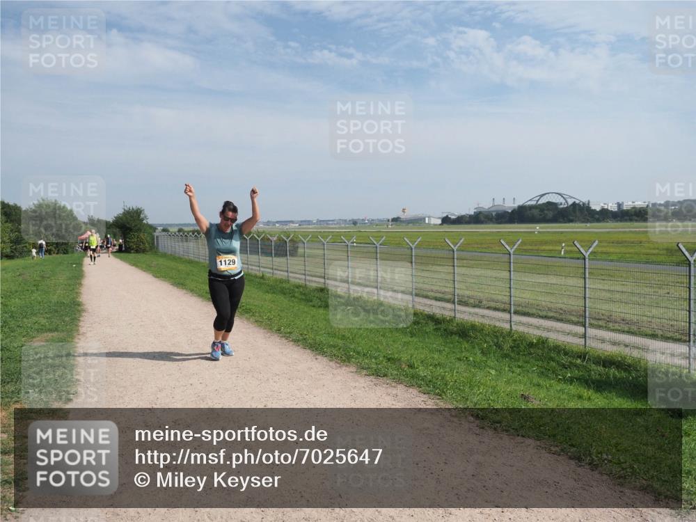 08.09.2024 - Airport Race Miley Keyser http://msf.ph/oto/7025647 08.09.2024 12:54:54 Laufen OLYMPUS, DIGITAL, CAMERA meine-sportfotos.de