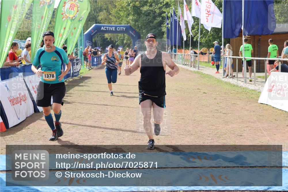 08.09.2024 - Airport Race Strokosch-Dieckow http://msf.ph/oto/7025871 08.09.2024 12:48:24 Ziel 61, 364, 757, 1378, 3096 meine-sportfotos.de