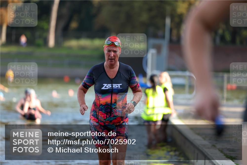 08.09.2024 - Stadtparktriathlon Michael Strokosch http://msf.ph/oto/7025902 08.09.2024 09:51:30 Schwimmen 209, 227, 249 meine-sportfotos.de