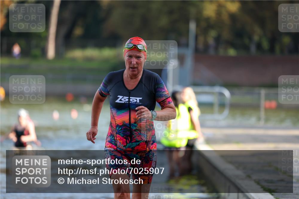 08.09.2024 - Stadtparktriathlon Michael Strokosch http://msf.ph/oto/7025907 08.09.2024 09:51:30 Schwimmen 209, 227, 249 meine-sportfotos.de
