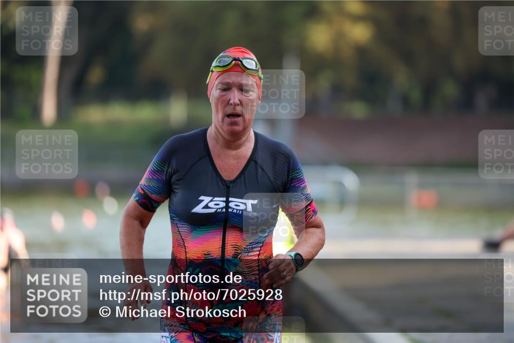 08.09.2024 - Stadtparktriathlon Michael Strokosch http://msf.ph/oto/7025928 08.09.2024 09:51:31 Schwimmen 209, 249 meine-sportfotos.de