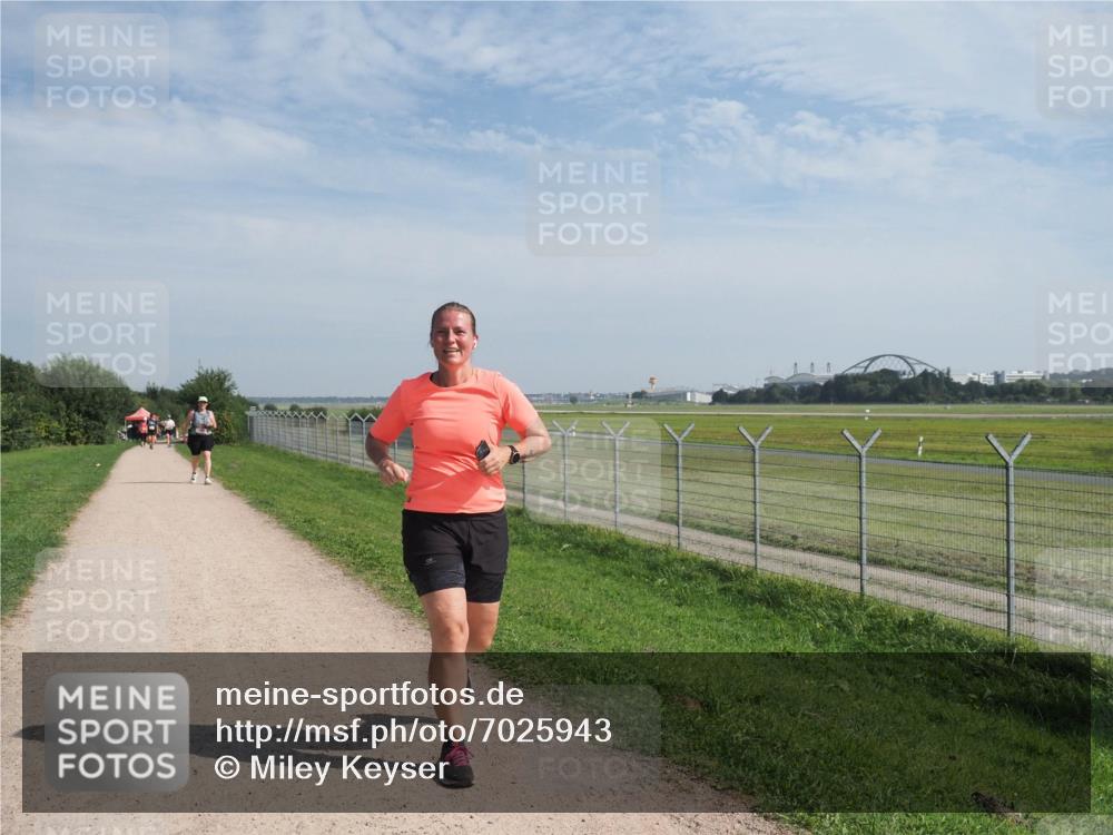 08.09.2024 - Airport Race Miley Keyser http://msf.ph/oto/7025943 08.09.2024 12:55:57 Laufen OLYMPUS, DIGITAL, CAMERA meine-sportfotos.de