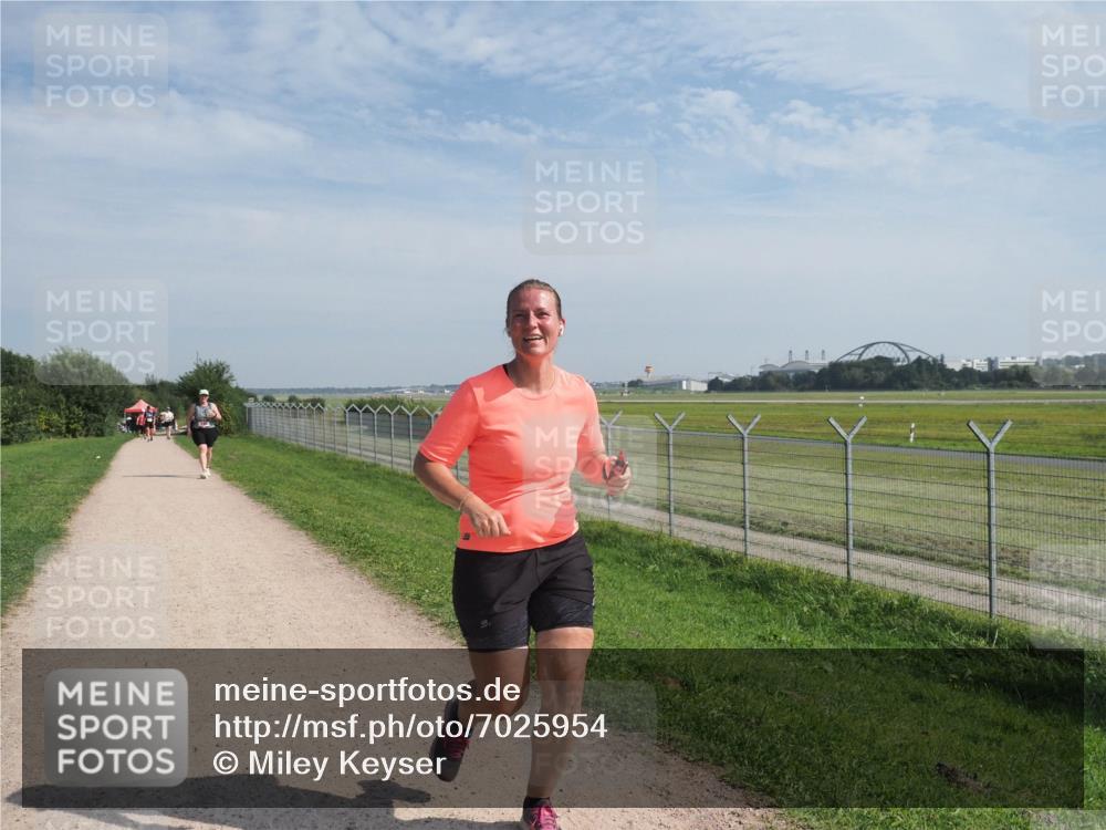 08.09.2024 - Airport Race Miley Keyser http://msf.ph/oto/7025954 08.09.2024 12:55:57 Laufen OLYMPUS, DIGITAL, CAMERA meine-sportfotos.de