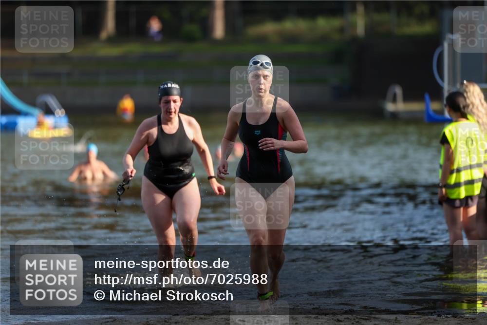 08.09.2024 - Stadtparktriathlon Michael Strokosch http://msf.ph/oto/7025988 08.09.2024 09:51:41 Schwimmen 209, 218 meine-sportfotos.de