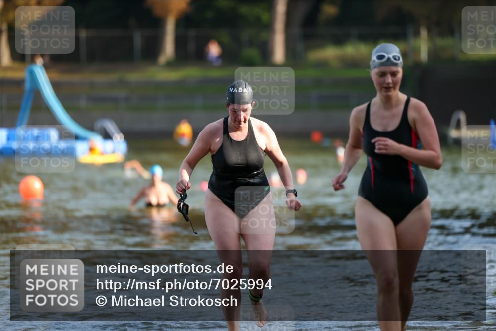 08.09.2024 - Stadtparktriathlon Michael Strokosch http://msf.ph/oto/7025994 08.09.2024 09:51:42 Schwimmen 209, 218 meine-sportfotos.de