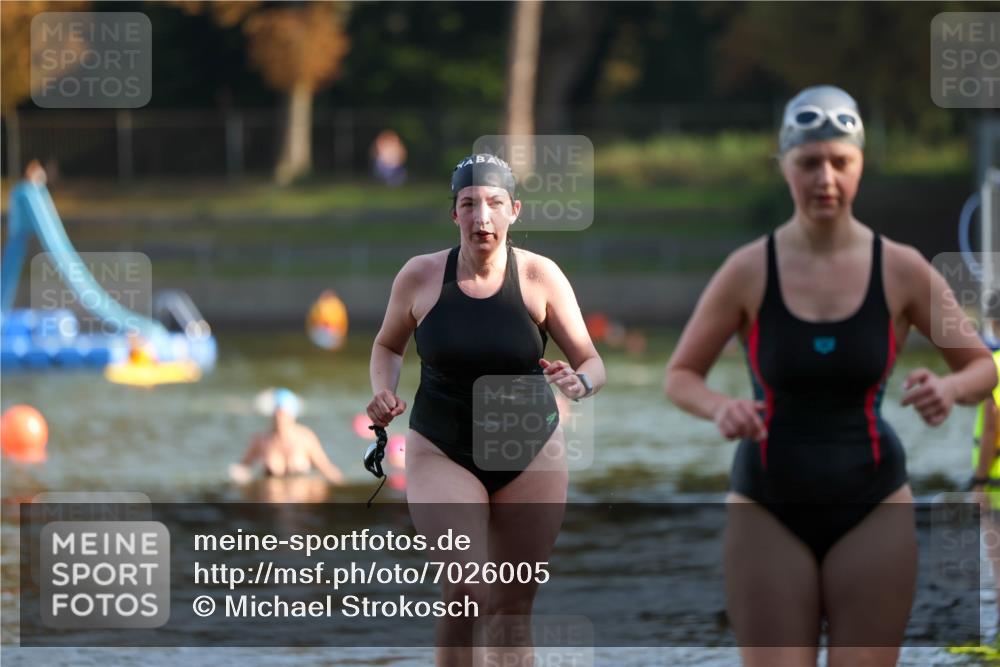 08.09.2024 - Stadtparktriathlon Michael Strokosch http://msf.ph/oto/7026005 08.09.2024 09:51:43 Schwimmen 209, 218 meine-sportfotos.de