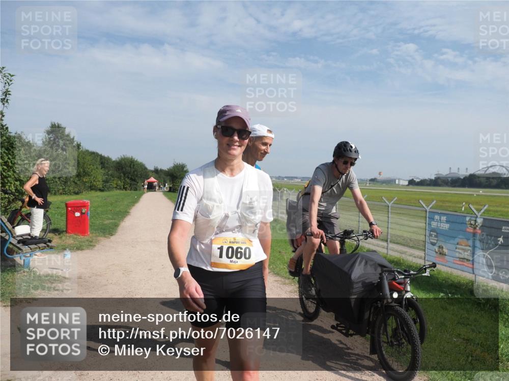 08.09.2024 - Airport Race Miley Keyser http://msf.ph/oto/7026147 08.09.2024 12:56:40 Laufen OLYMPUS, DIGITAL, CAMERA meine-sportfotos.de