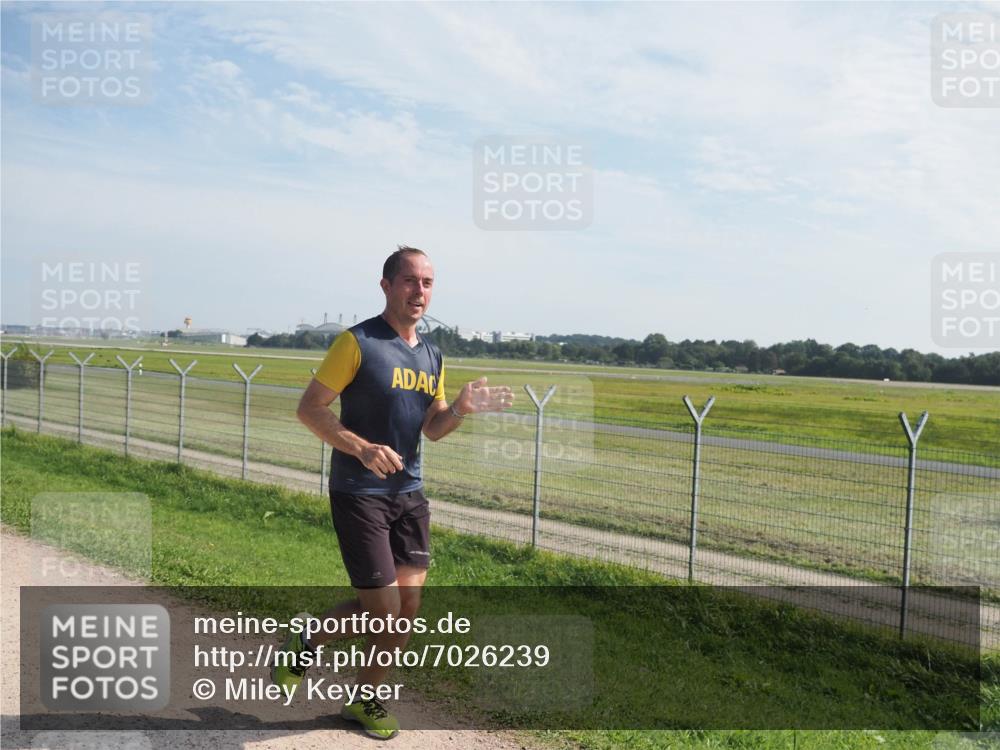 08.09.2024 - Airport Race Miley Keyser http://msf.ph/oto/7026239 08.09.2024 12:57:13 Laufen OLYMPUS, DIGITAL, CAMERA meine-sportfotos.de