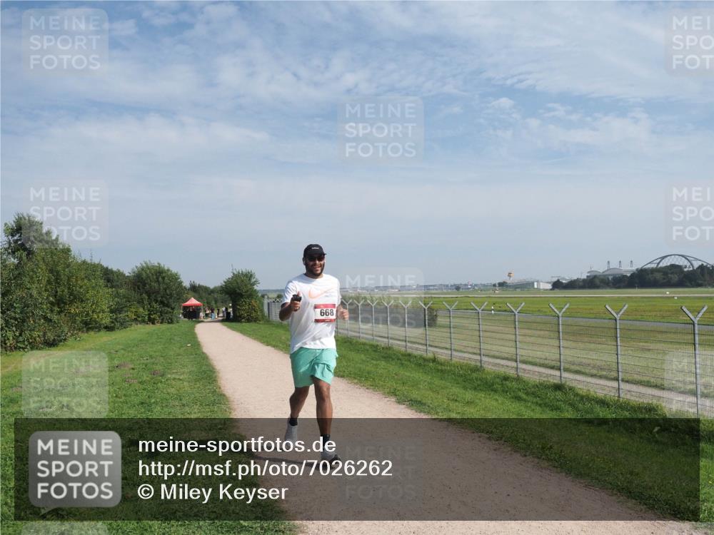 08.09.2024 - Airport Race Miley Keyser http://msf.ph/oto/7026262 08.09.2024 12:58:00 Laufen OLYMPUS, DIGITAL, CAMERA meine-sportfotos.de
