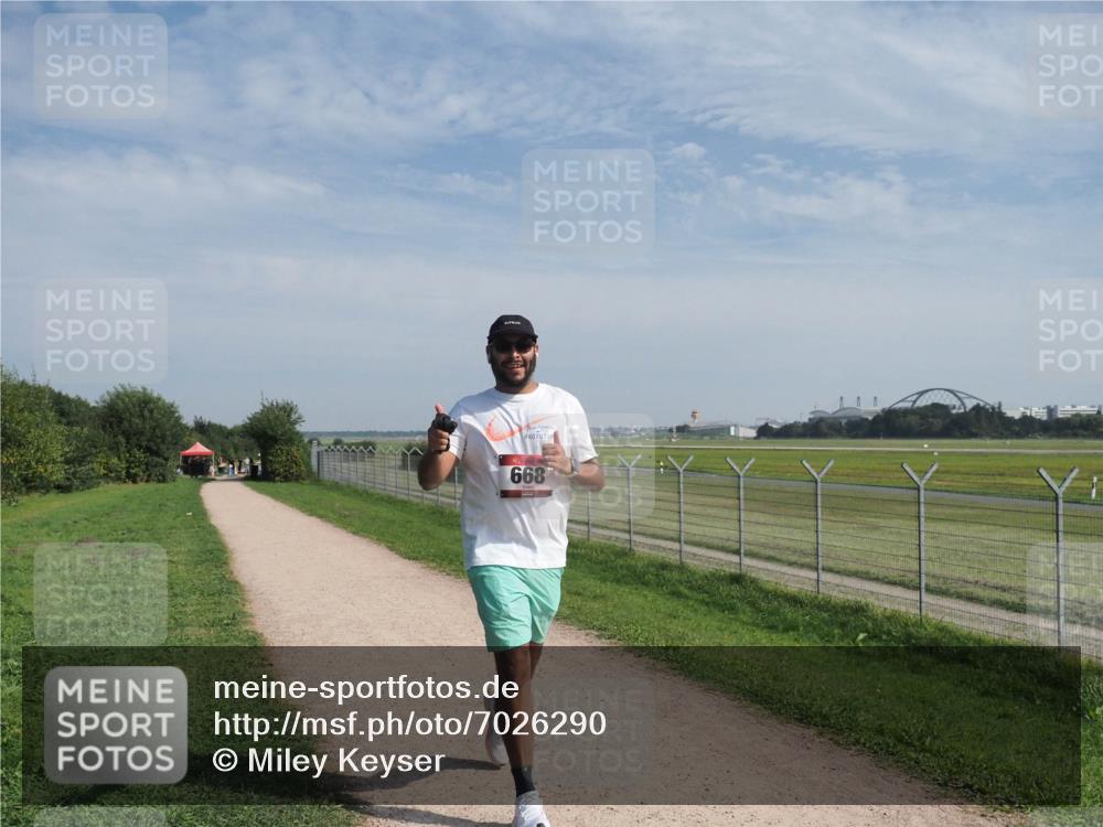08.09.2024 - Airport Race Miley Keyser http://msf.ph/oto/7026290 08.09.2024 12:58:02 Laufen OLYMPUS, DIGITAL, CAMERA meine-sportfotos.de