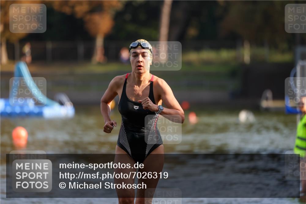 08.09.2024 - Stadtparktriathlon Michael Strokosch http://msf.ph/oto/7026319 08.09.2024 09:52:33 Schwimmen 246 meine-sportfotos.de