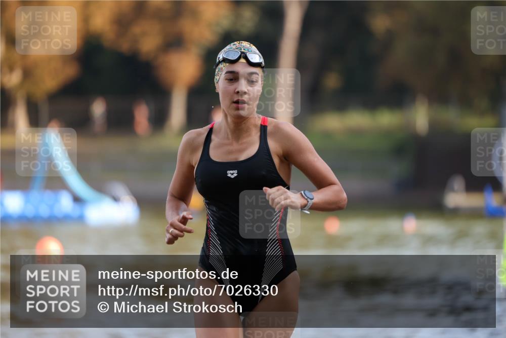 08.09.2024 - Stadtparktriathlon Michael Strokosch http://msf.ph/oto/7026330 08.09.2024 09:52:34 Schwimmen 246 meine-sportfotos.de