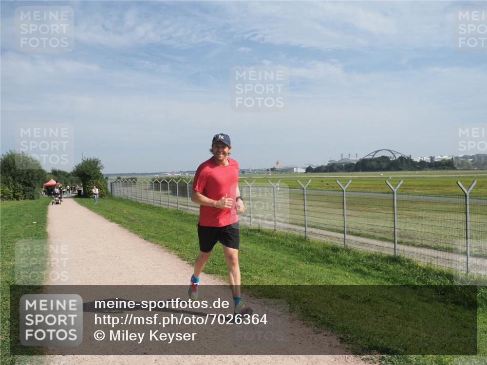 08.09.2024 - Airport Race Miley Keyser http://msf.ph/oto/7026364 08.09.2024 12:59:47 Laufen OLYMPUS, DIGITAL, CAMERA meine-sportfotos.de