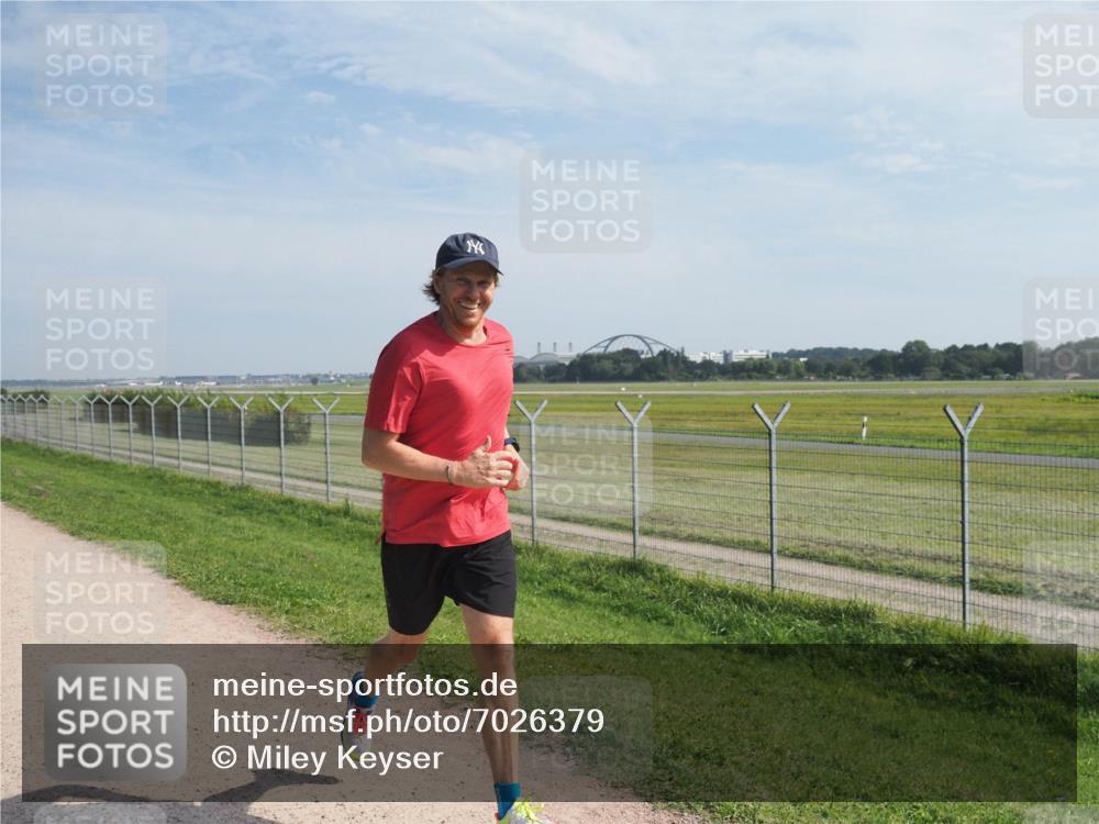 08.09.2024 - Airport Race Miley Keyser http://msf.ph/oto/7026379 08.09.2024 12:59:48 Laufen OLYMPUS, DIGITAL, CAMERA meine-sportfotos.de