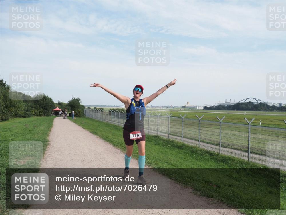 08.09.2024 - Airport Race Miley Keyser http://msf.ph/oto/7026479 08.09.2024 13:01:28 Laufen OLYMPUS, DIGITAL, CAMERA meine-sportfotos.de