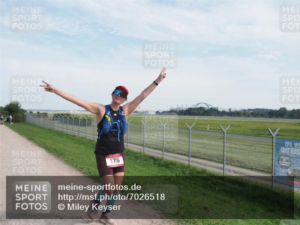 08.09.2024 - Airport Race Miley Keyser http://msf.ph/oto/7026518 08.09.2024 13:01:29 Laufen OLYMPUS, DIGITAL, CAMERA meine-sportfotos.de