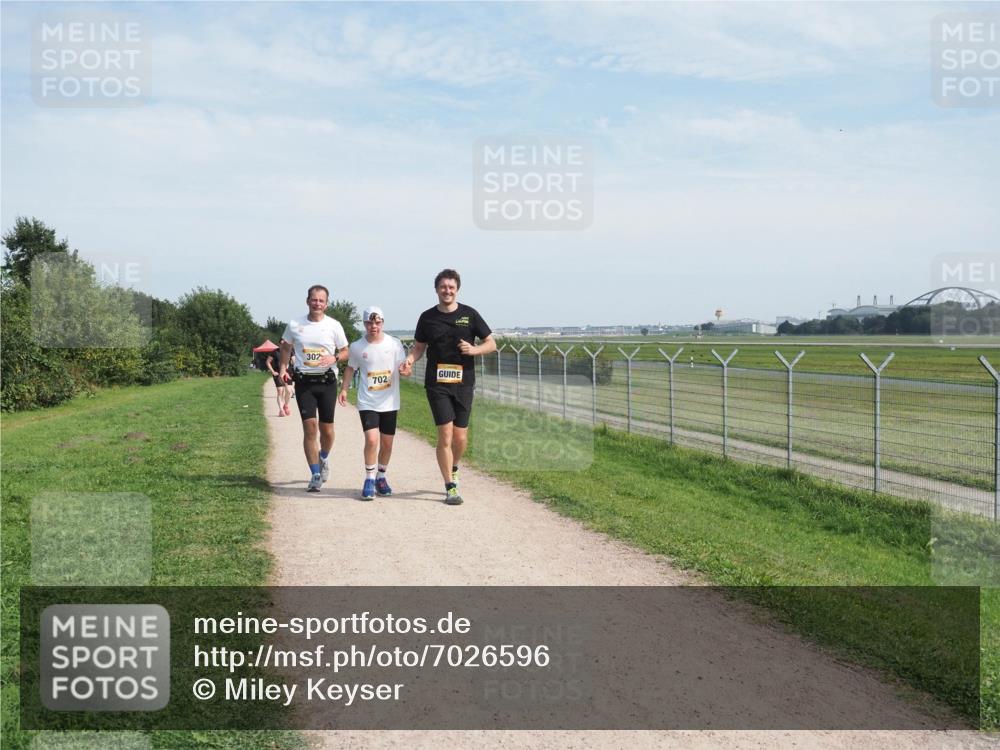 08.09.2024 - Airport Race Miley Keyser http://msf.ph/oto/7026596 08.09.2024 13:02:01 Laufen OLYMPUS, DIGITAL, CAMERA meine-sportfotos.de