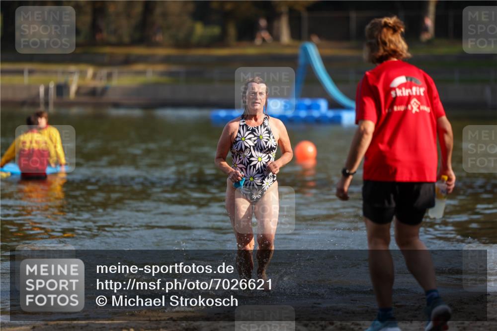 08.09.2024 - Stadtparktriathlon Michael Strokosch http://msf.ph/oto/7026621 08.09.2024 09:56:07 Schwimmen 236 meine-sportfotos.de
