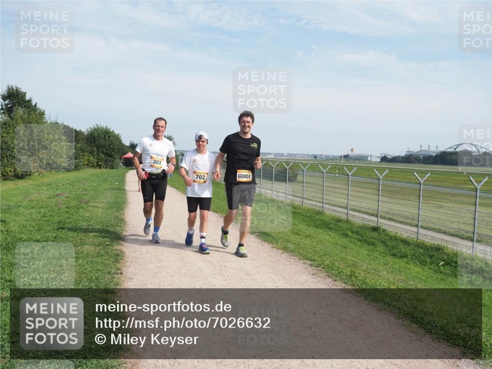 08.09.2024 - Airport Race Miley Keyser http://msf.ph/oto/7026632 08.09.2024 13:02:02 Laufen OLYMPUS, DIGITAL, CAMERA meine-sportfotos.de