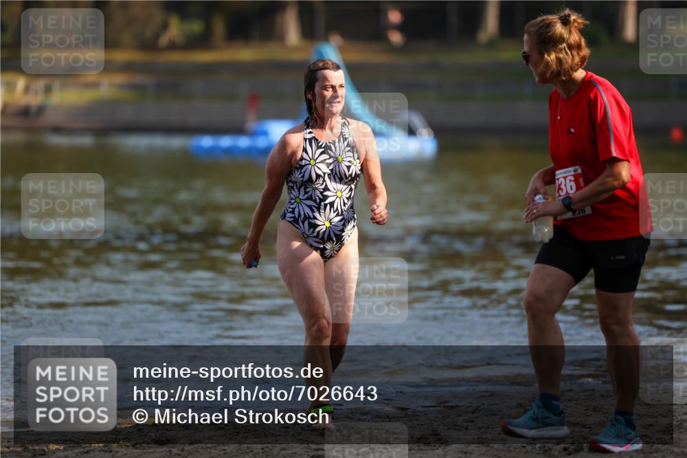 08.09.2024 - Stadtparktriathlon Michael Strokosch http://msf.ph/oto/7026643 08.09.2024 09:56:08 Schwimmen 236 meine-sportfotos.de
