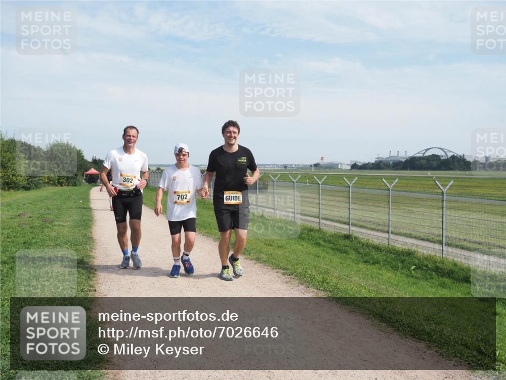 08.09.2024 - Airport Race Miley Keyser http://msf.ph/oto/7026646 08.09.2024 13:02:03 Laufen OLYMPUS, DIGITAL, CAMERA meine-sportfotos.de