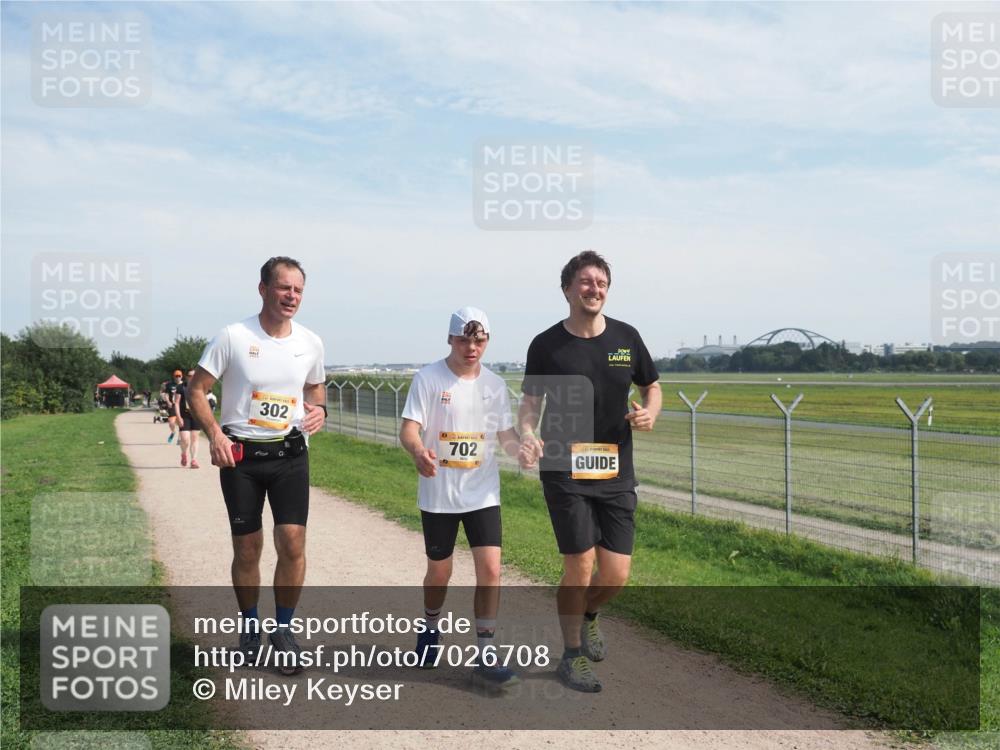 08.09.2024 - Airport Race Miley Keyser http://msf.ph/oto/7026708 08.09.2024 13:02:04 Laufen OLYMPUS, DIGITAL, CAMERA meine-sportfotos.de