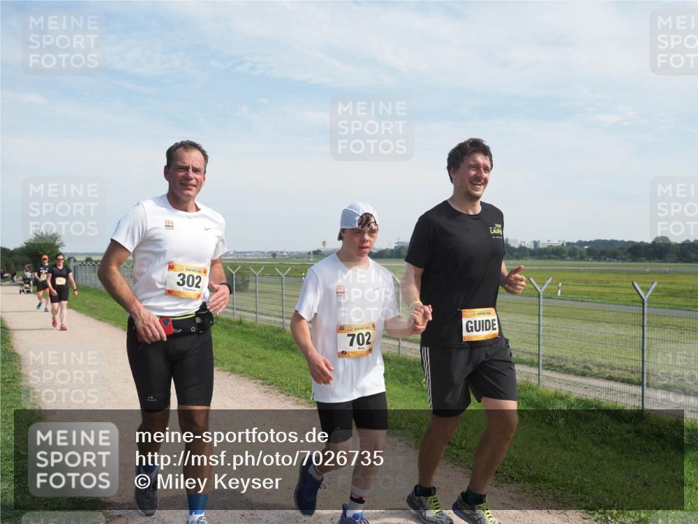 08.09.2024 - Airport Race Miley Keyser http://msf.ph/oto/7026735 08.09.2024 13:02:05 Laufen OLYMPUS, DIGITAL, CAMERA meine-sportfotos.de