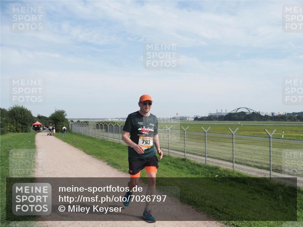 08.09.2024 - Airport Race Miley Keyser http://msf.ph/oto/7026797 08.09.2024 13:02:15 Laufen OLYMPUS, DIGITAL, CAMERA meine-sportfotos.de