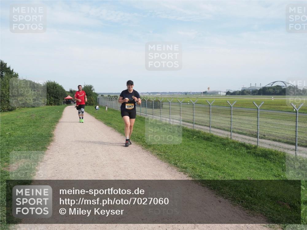 08.09.2024 - Airport Race Miley Keyser http://msf.ph/oto/7027060 08.09.2024 13:04:49 Laufen OLYMPUS, DIGITAL, CAMERA meine-sportfotos.de