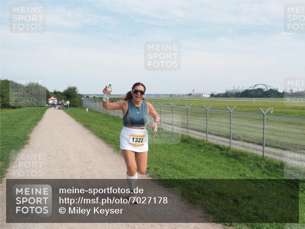08.09.2024 - Airport Race Miley Keyser http://msf.ph/oto/7027178 08.09.2024 13:06:08 Laufen OLYMPUS, DIGITAL, CAMERA meine-sportfotos.de