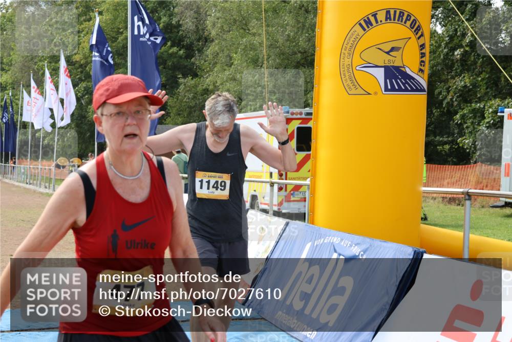 08.09.2024 - Airport Race Strokosch-Dieckow http://msf.ph/oto/7027610 08.09.2024 13:12:34 Ziel 477, 1143, 1149 meine-sportfotos.de