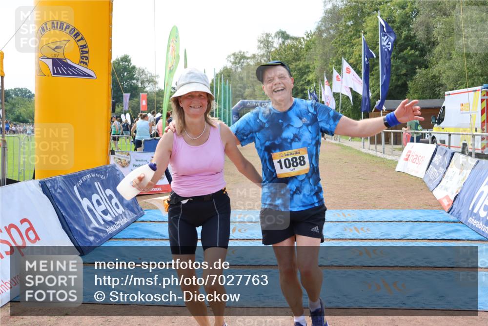08.09.2024 - Airport Race Strokosch-Dieckow http://msf.ph/oto/7027763 08.09.2024 13:12:50 Ziel 977, 1088 meine-sportfotos.de