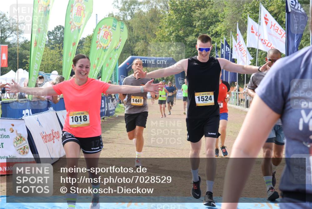 08.09.2024 - Airport Race Strokosch-Dieckow http://msf.ph/oto/7028529 08.09.2024 12:39:20 Ziel 371, 422, 573, 574, 916, 1018, 1078, 1441, 1524 meine-sportfotos.de